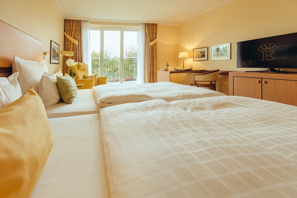 GRAND ELYSEE Hamburg Bagian luar foto A room at the hotel
